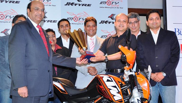 KTM 200 Duke wins the 2013 Indian Motorcycle of the Year award